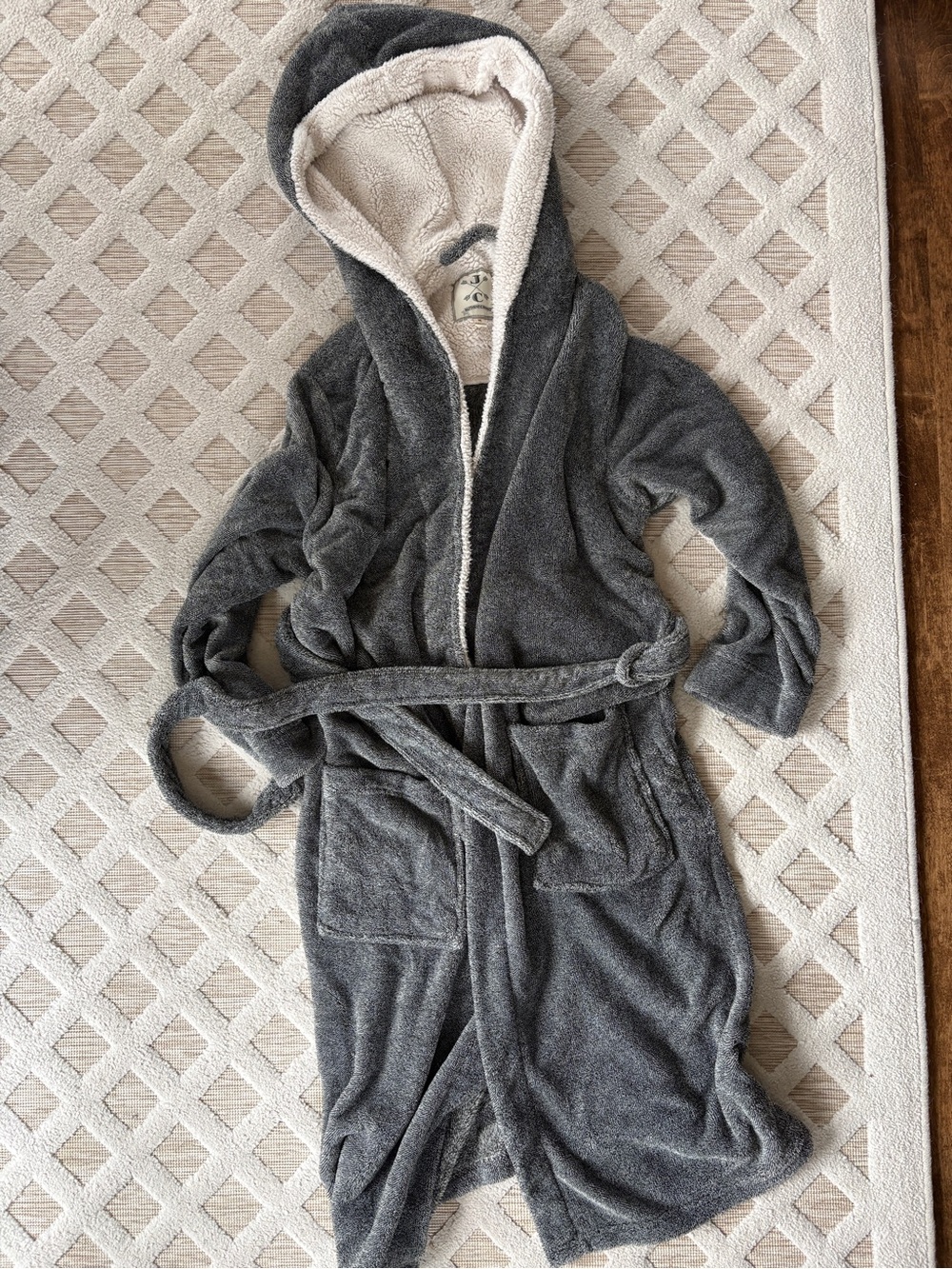 Men’s Cozy Hooded Plush Robe in Charcoal Gray with Cream Lining